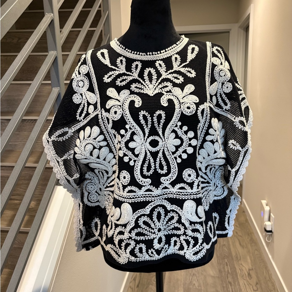 Zara Black and Cream Embroidered Blouse - Picture 9 of 11